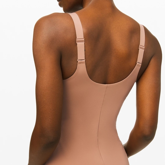 Simply sleek 2 in 1 Tank! - Picture 7 of 8